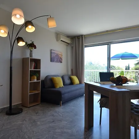 Apartment Grand 35m² 4 Personnes Avec Balcon Quartier Valrose *